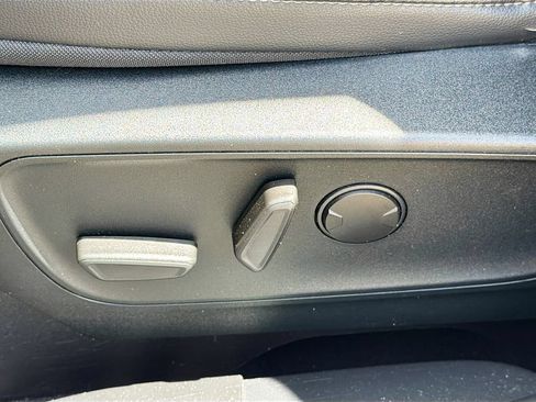 Used 2020 Ford Escape SEL FWD image 24