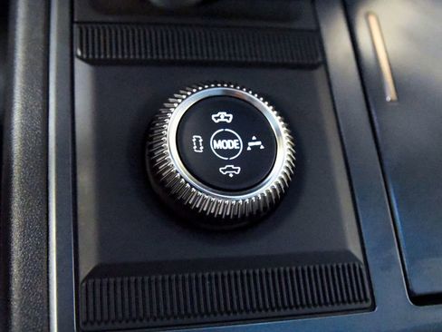 Used 2024 GMC Hummer EV 3X image 32