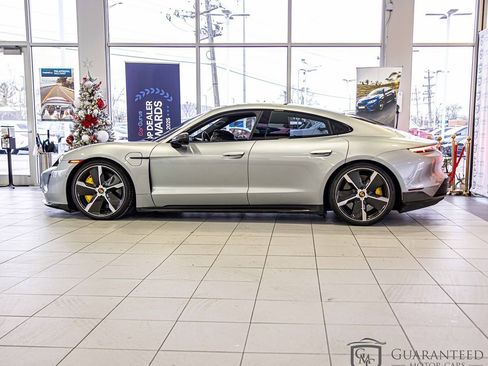 Used 2020 Porsche Taycan Turbo S image 8