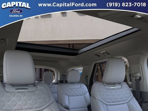 New 2026 Ford Explorer Platinum w/ LUX Leather Package AWD/4WD image 22