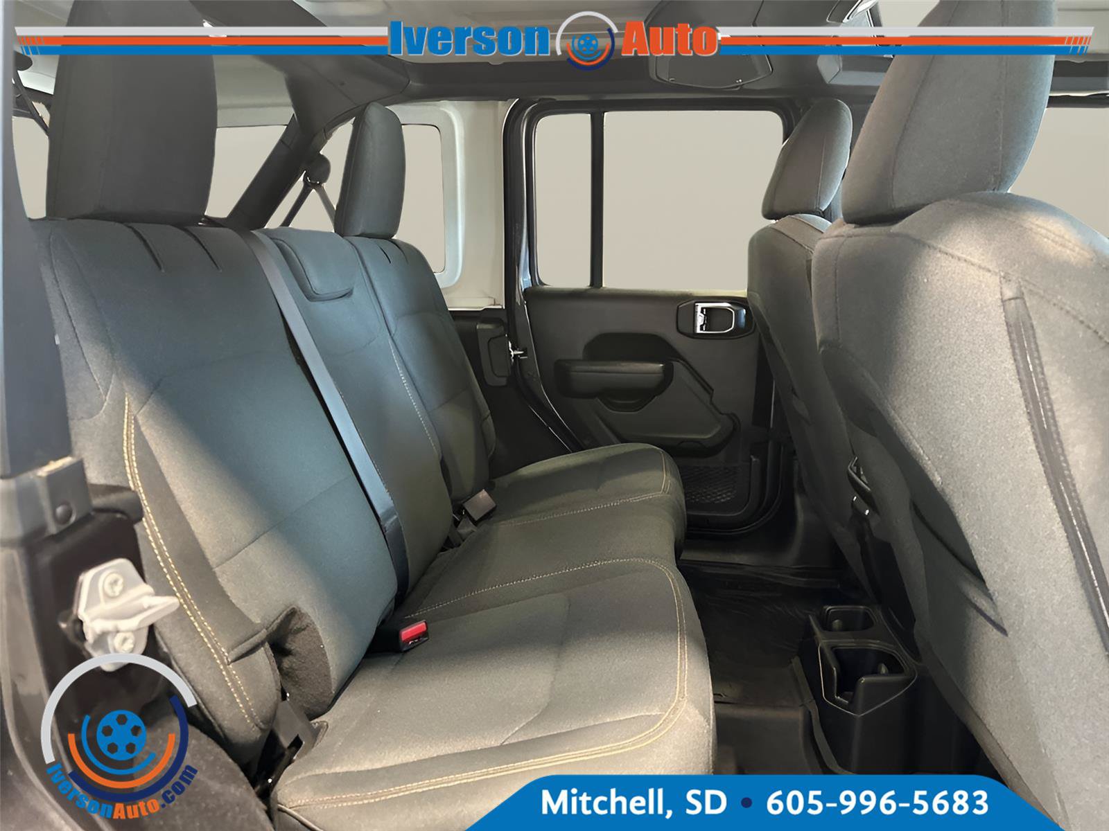 Used 2025 Jeep Wrangler Unlimited Sport AWD/4WD image 30