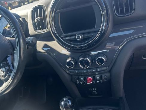 Used 2017 MINI Cooper Countryman FWD image 10