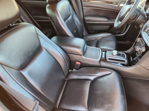 Used 2023 Chrysler 300 Touring L w/ Popular Equipment Group image 23