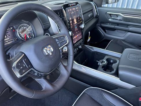 New 2026 RAM 1500 Laramie AWD/4WD image 9