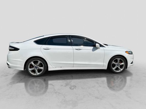 Used 2013 Ford Fusion SE FWD image 6