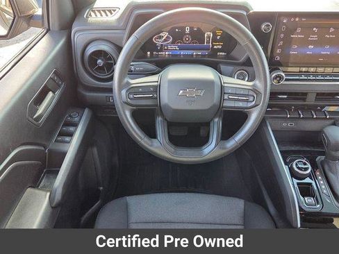 Certified 2024 Chevrolet Colorado Trail Boss w/ Technology Package AWD/4WD image 11