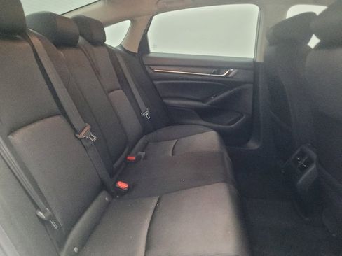 Used 2020 Honda Accord EX image 19