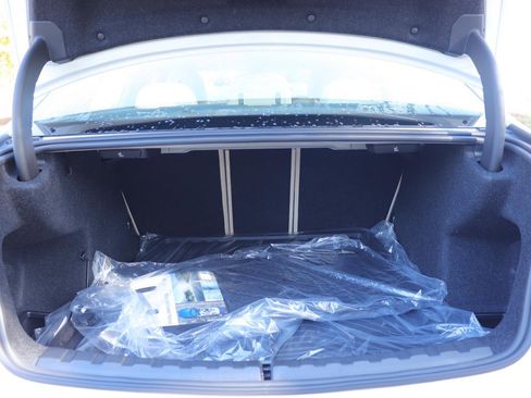 New 2026 BMW 330i Sedan w/ M Sport Package image 14