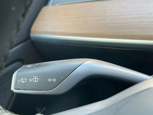 Used 2019 Tesla Model 3 Standard Range Plus image 28