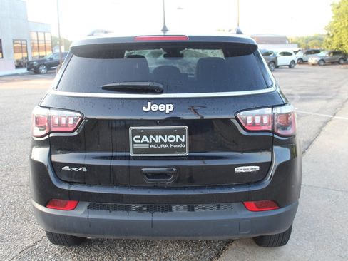 Used 2024 Jeep Compass Latitude w/ Altitude Special Edition AWD/4WD image 5
