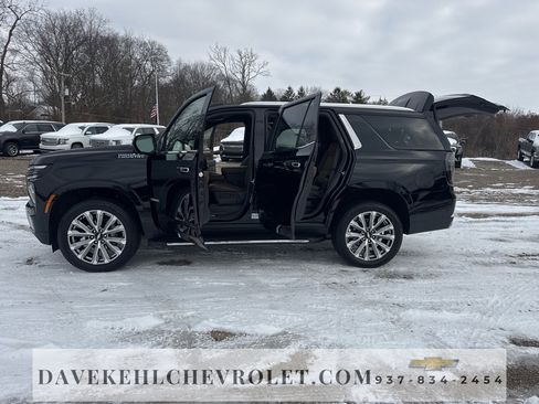 Certified 2025 Chevrolet Tahoe High Country image 35