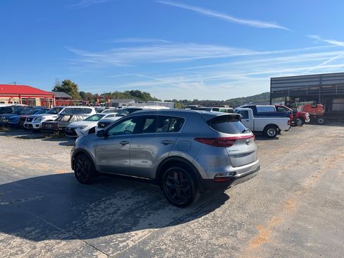 Used 2020 Kia Sportage S image 5