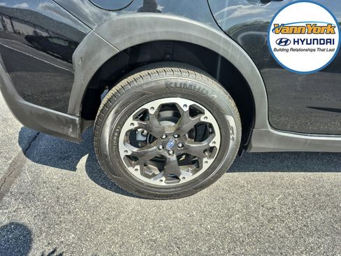 Used 2023 Subaru Crosstrek 2.0i image 17