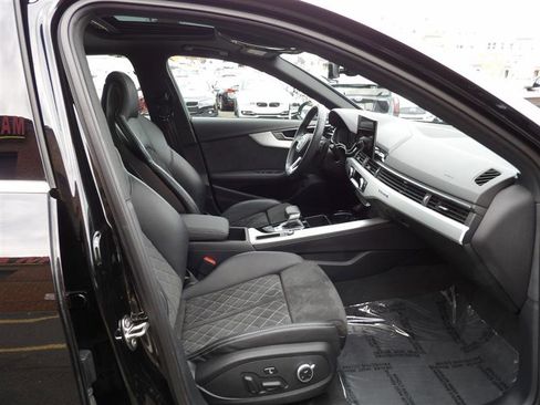 Used 2021 Audi S4 Premium Plus image 11