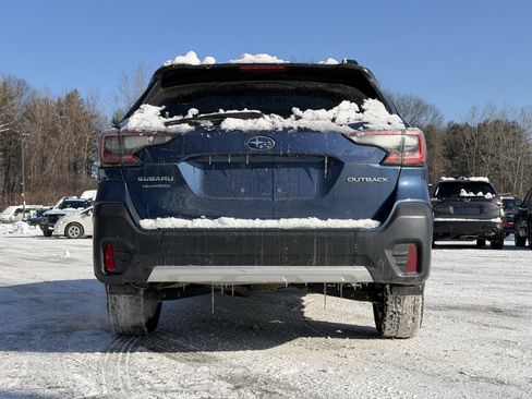 Used 2022 Subaru Outback Limited image 9