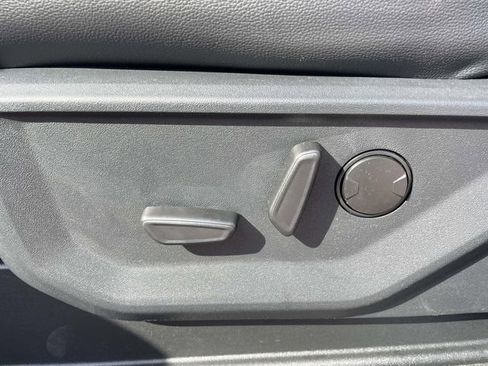 New 2026 Ford F250 Lariat w/ Black Appearance Package image 12