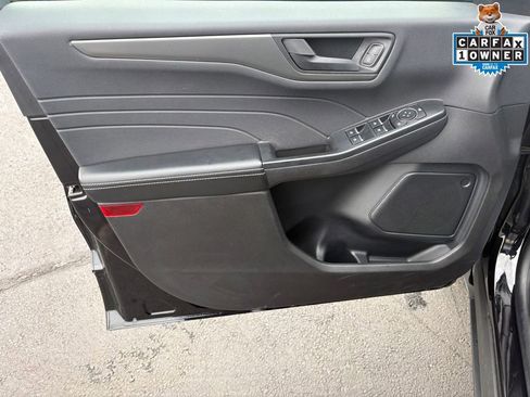 Used 2025 Ford Escape Active image 11