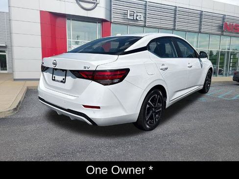 Certified 2024 Nissan Sentra SV FWD image 10