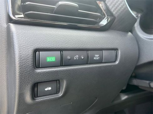 New 2025 Nissan Sentra SR w/ SR Premium Package image 26