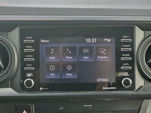 Used 2020 Toyota Tacoma SR AWD/4WD image 36