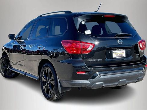 Used 2018 Nissan Pathfinder SL w/ Midnight Edition Package AWD/4WD image 4