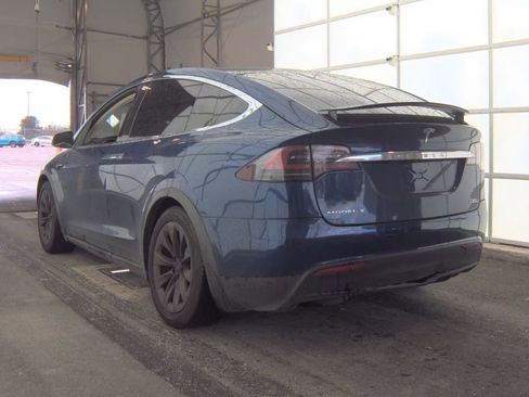 Used 2018 Tesla Model X P100D image 6