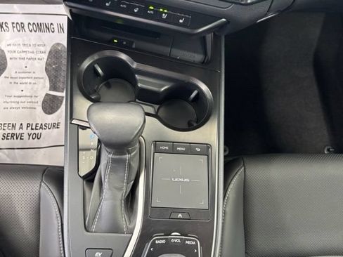 Used 2022 Lexus UX 250h w/ Premium Package AWD/4WD image 22