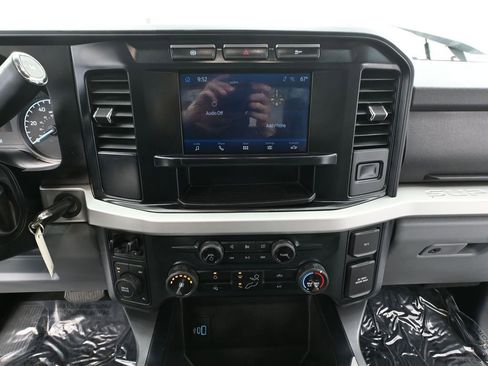 Used 2023 Ford F350 XLT image 31
