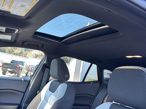 New 2026 Chevrolet Trax RS w/ Sunroof Package image 27