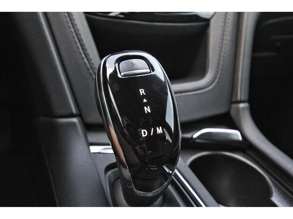 Certified 2023 Cadillac XT6 Premium Luxury w/ Technology Package FWD image 26