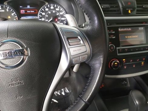 Used 2017 Nissan Altima 2.5 SR w/ Midnight Edition Package FWD image 27