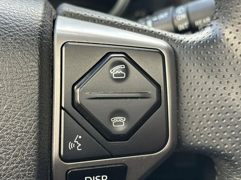 Certified 2019 Toyota 4Runner SR5 Premium image 32