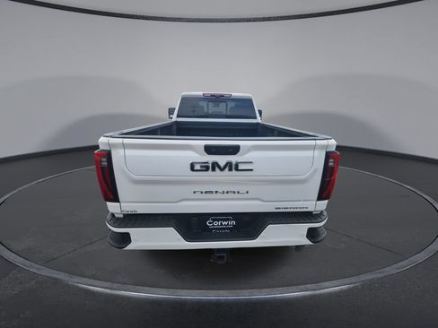 Used 2024 GMC Sierra 3500 Denali Ultimate AWD/4WD image 8