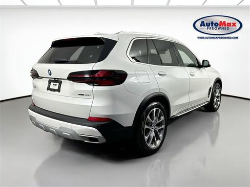 Used 2024 BMW X5 xDrive40i image 2