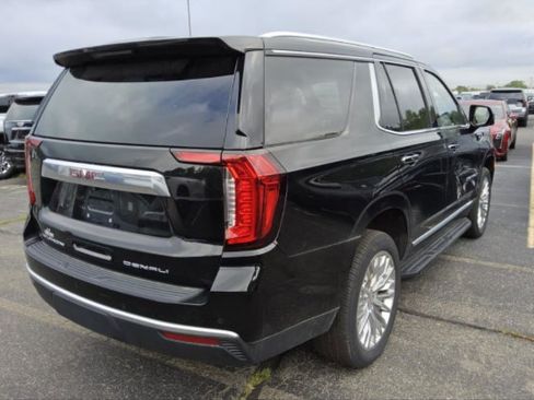 Used 2024 GMC Yukon Denali AWD/4WD image 3