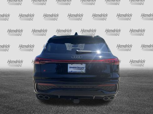 Used 2026 Audi SQ5 Premium Plus AWD/4WD image 8