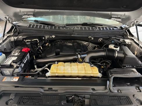 Used 2019 Ford Expedition Platinum AWD/4WD image 35