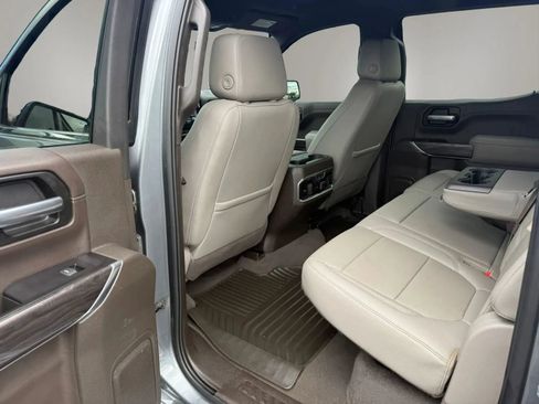 Used 2019 Chevrolet Silverado 1500 LTZ w/ Technology Package AWD/4WD image 38