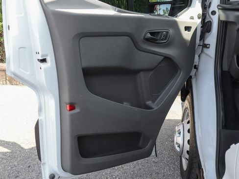 Used 2023 Ford Transit 350 XLT RWD image 20