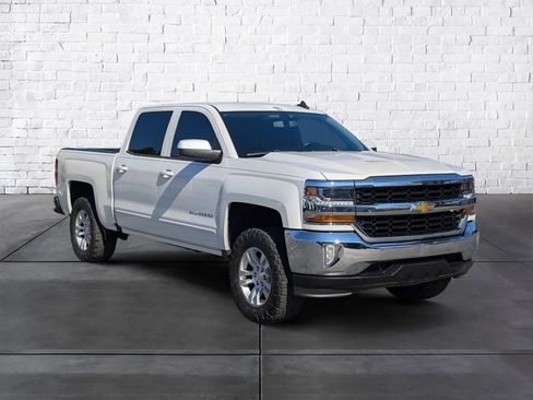 Used 2017 Chevrolet Silverado 1500 LT w/ All Star Edition image 2