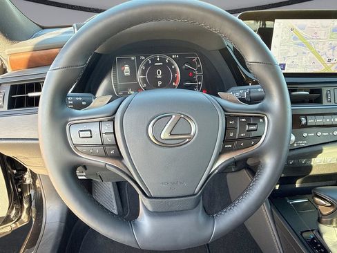 Used 2025 Lexus ES 350 w/ Premium Package FWD image 21
