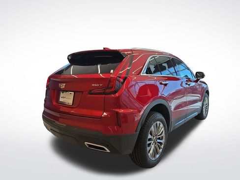 Used 2024 Cadillac XT4 Premium Luxury image 5