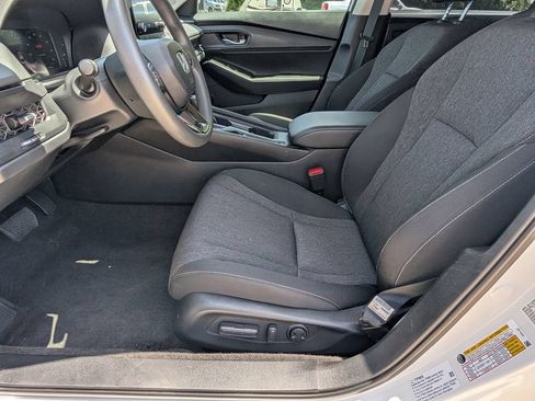 Used 2023 Honda Accord EX image 12