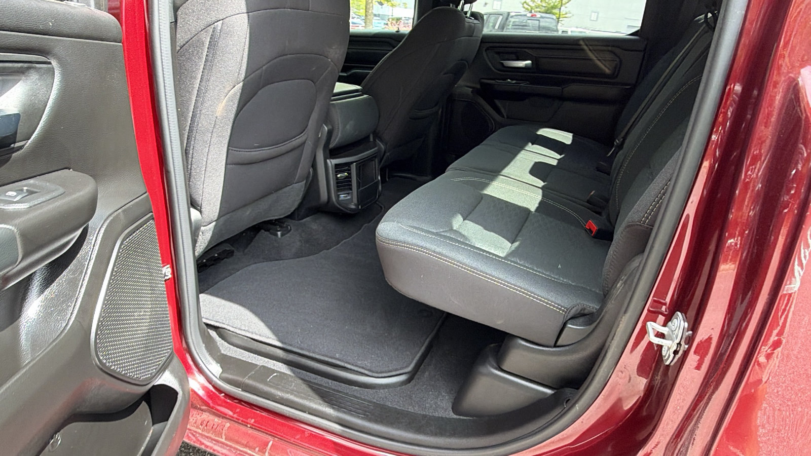 Used 2025 RAM 1500 Tradesman AWD/4WD image 23