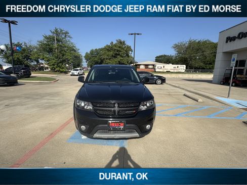 Used 2018 Dodge Journey GT FWD image 2