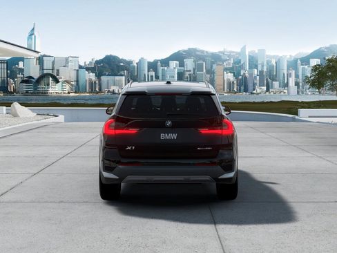 New 2026 BMW X1 xDrive28i AWD/4WD image 5