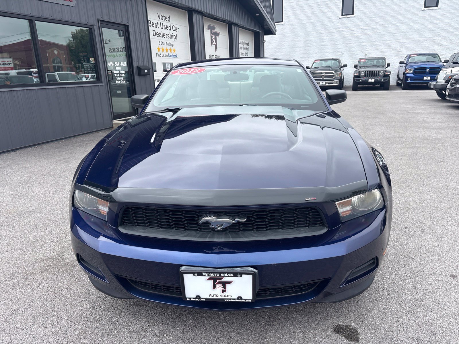 Used 2012 Ford Mustang Coupe RWD image 8