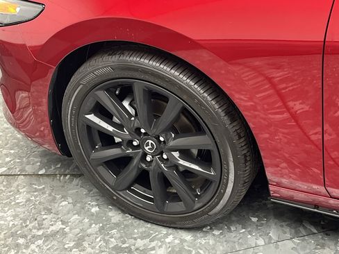 Certified 2025 MAZDA MAZDA3 s Sport image 27