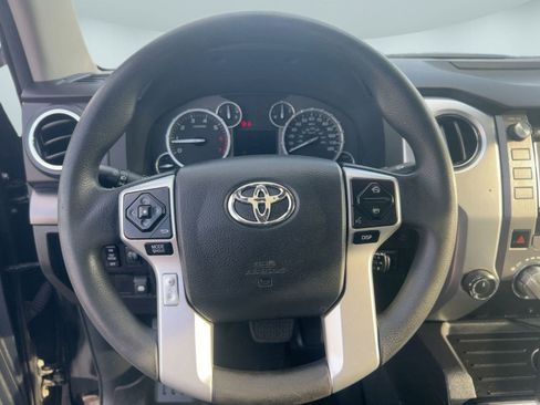 Used 2016 Toyota Tundra SR5 w/ SR5 Upgrade Package image 16