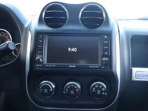Used 2016 Jeep Compass High Altitude AWD/4WD image 34